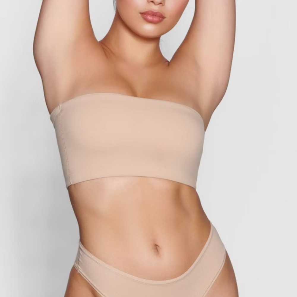 Nude Strapless Bandeau Bra